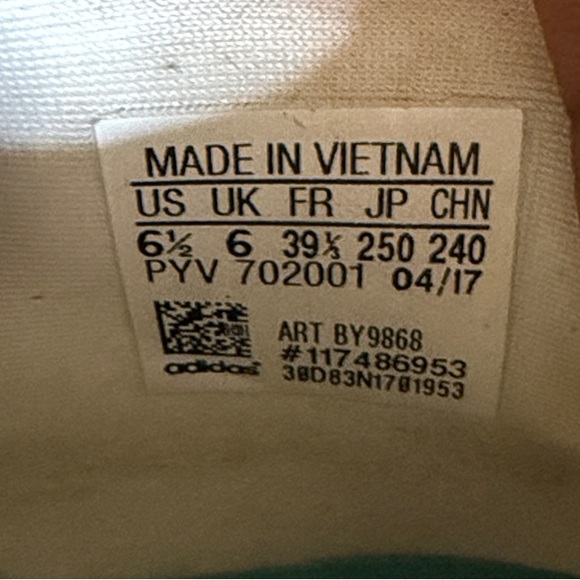 Adidas Originals White and Pink Sneakers - Picture 2 of 5